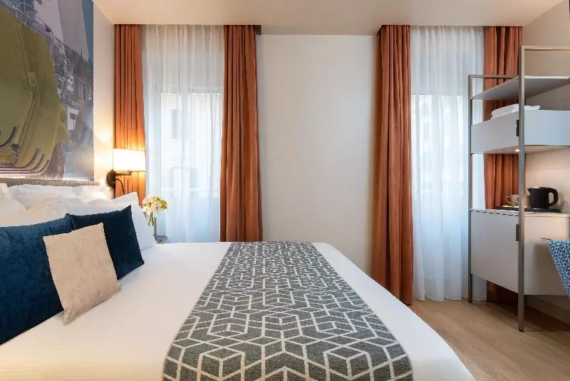 デラックスルーム, Leonardo Boutique Hotel Rome Termini
