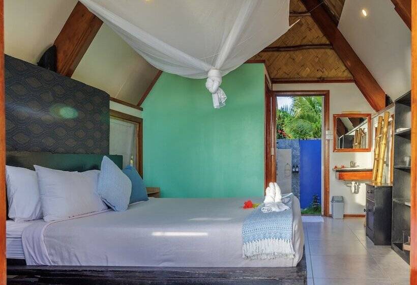 Номер Стандарт Вид на Море, Mango Bay Resort