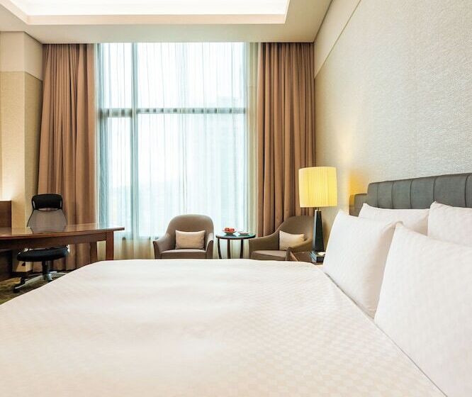 اتاق اجرایی, Miramar Garden Taipei