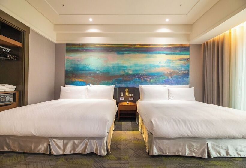 اتاق لوکس چهار تخته, Miramar Garden Taipei