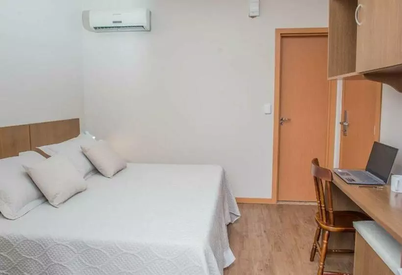 اتاق سوپریور با تخت بزرگ, Monte Carlo