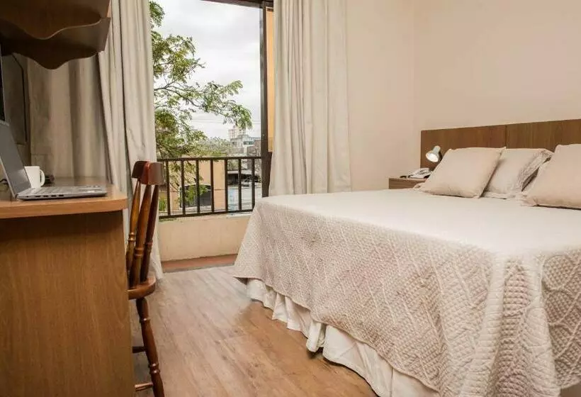 اتاق سوپریور با تخت بزرگ, Monte Carlo