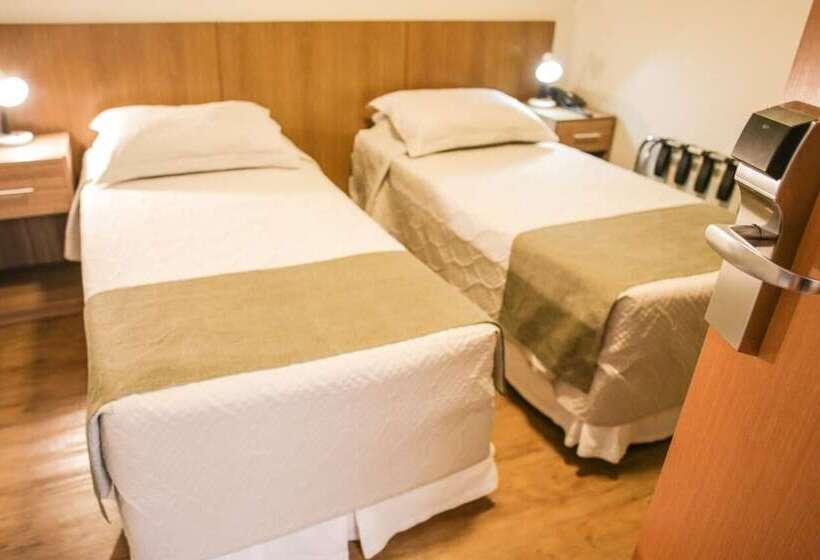 חדר סופריור, Monte Carlo