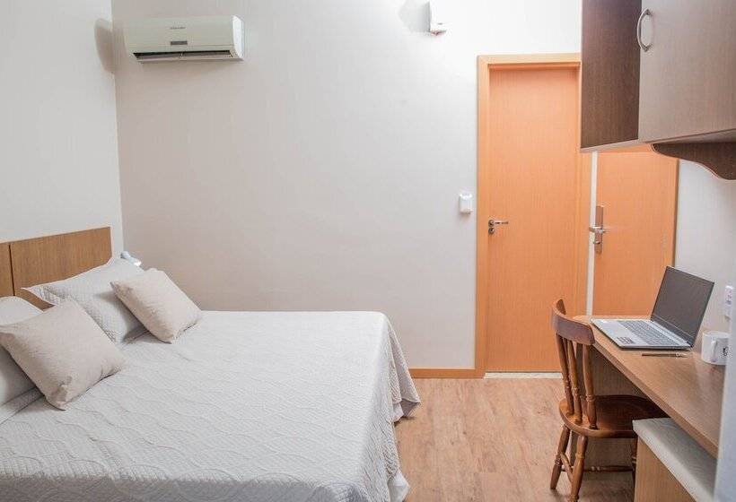 חדר סופריור עם מיטת קינג, Monte Carlo