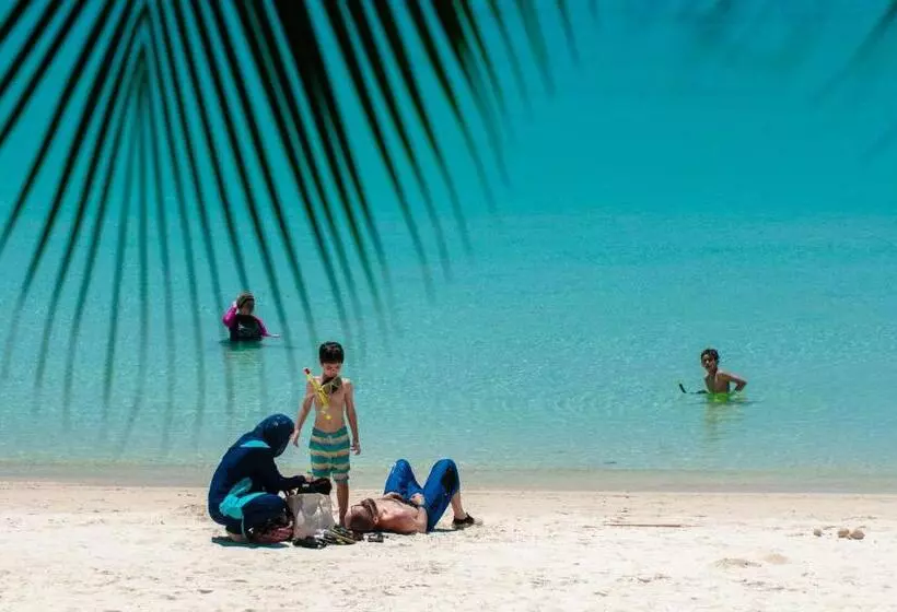 اتاق پرمیوم با چشم‌انداز دریا, Perhentian Island Resort