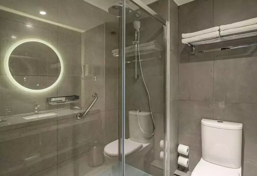 اتاق سوپریور, Pullman Santiago El Bosque