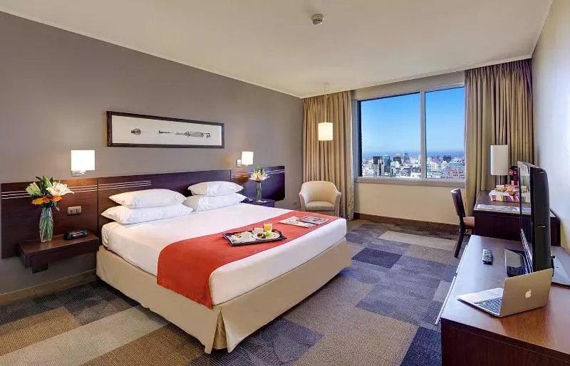اتاق سوپریور با تخت بزرگ, Pullman Santiago El Bosque