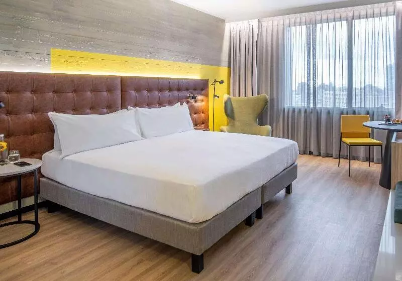 اتاق سوپریور با تخت بزرگ, Pullman Santiago El Bosque