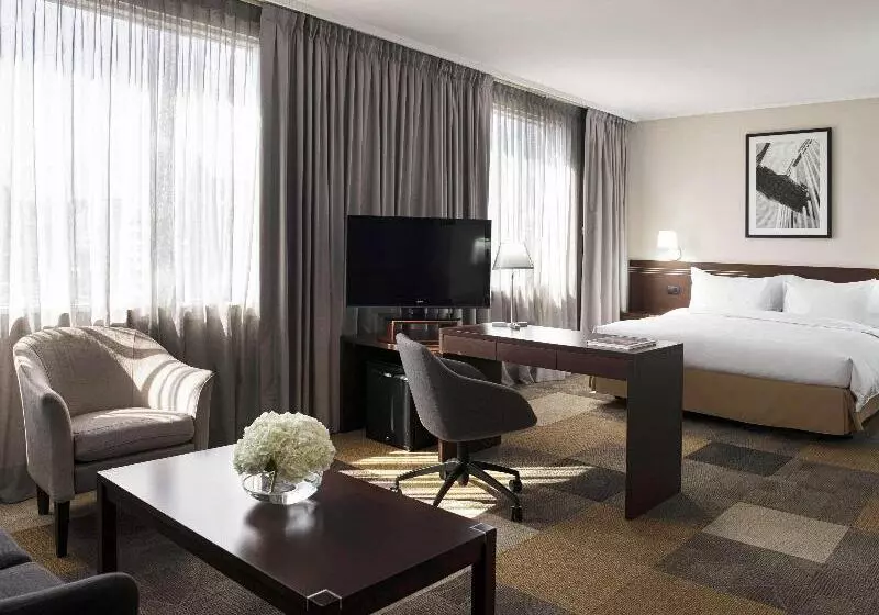 سوئیت جونیور با تخت بزرگ, Pullman Santiago El Bosque