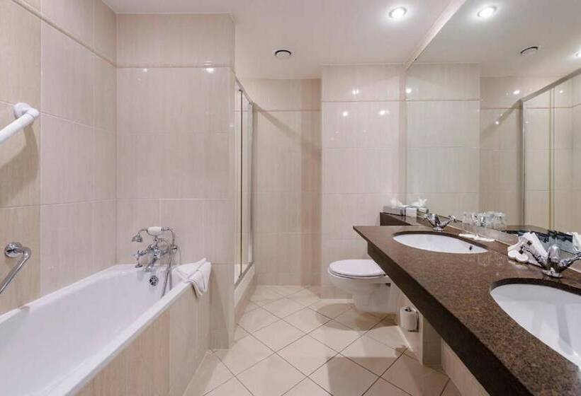 스탠다드 룸, Shearwater Hotel & Spa