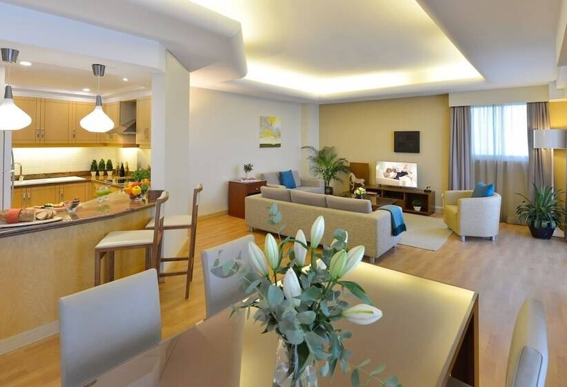 آپارتمان مدیریتی 3 خوابه, Somerset Al Fateh Bahrain