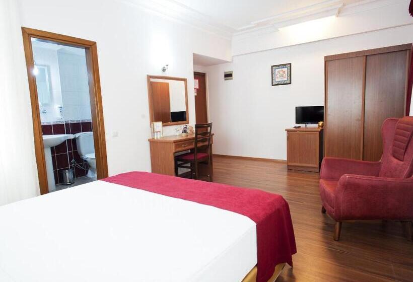 Quarto standard, Triana