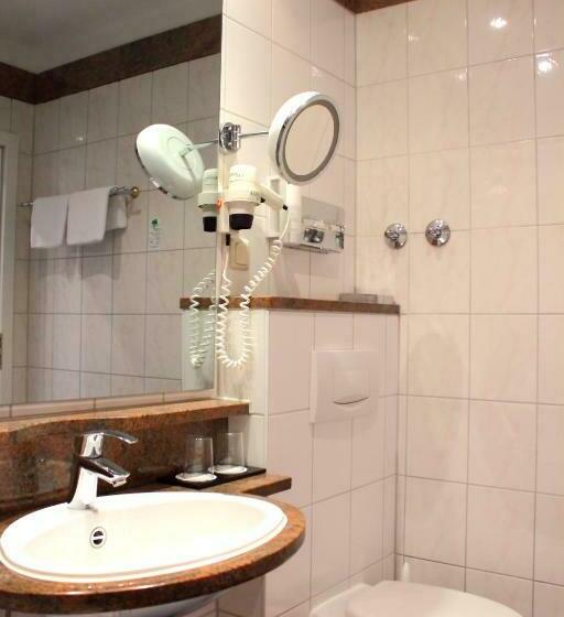 Pokój Standard Jednoosobowy, Wyndham Garden Berlin Mitte