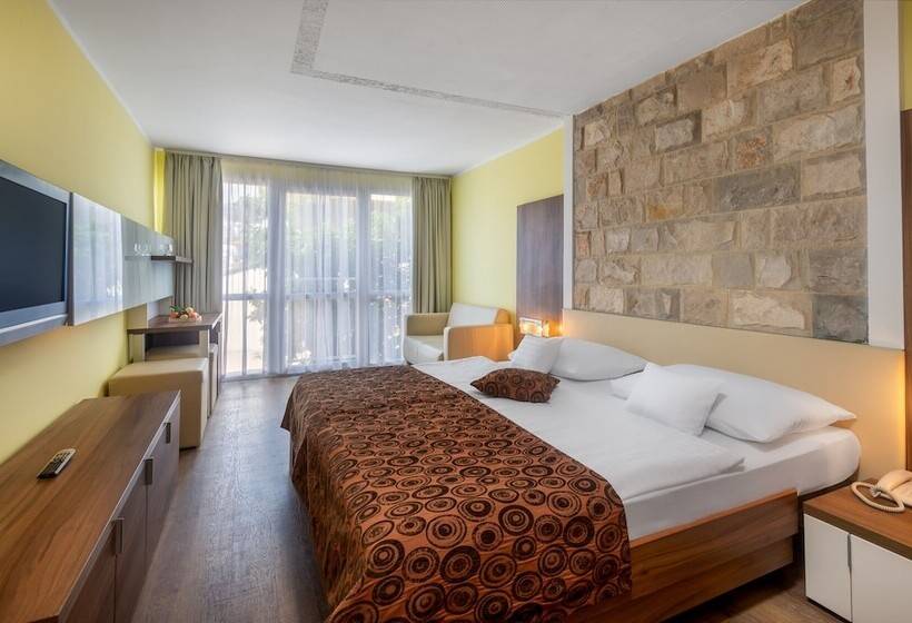 اتاق استاندارد, Hunguest Hotel Sun Resort