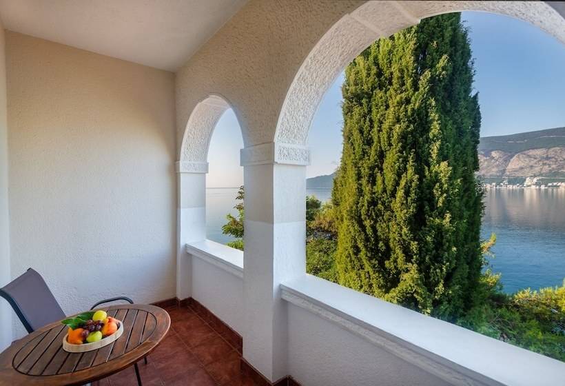 اتاق راحتی با چشمانداز دریا, Hunguest Hotel Sun Resort