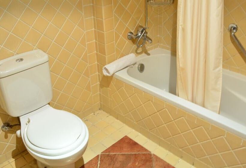 اتاق استاندارد, Ivy Cyrene Island Aqua Park Resort