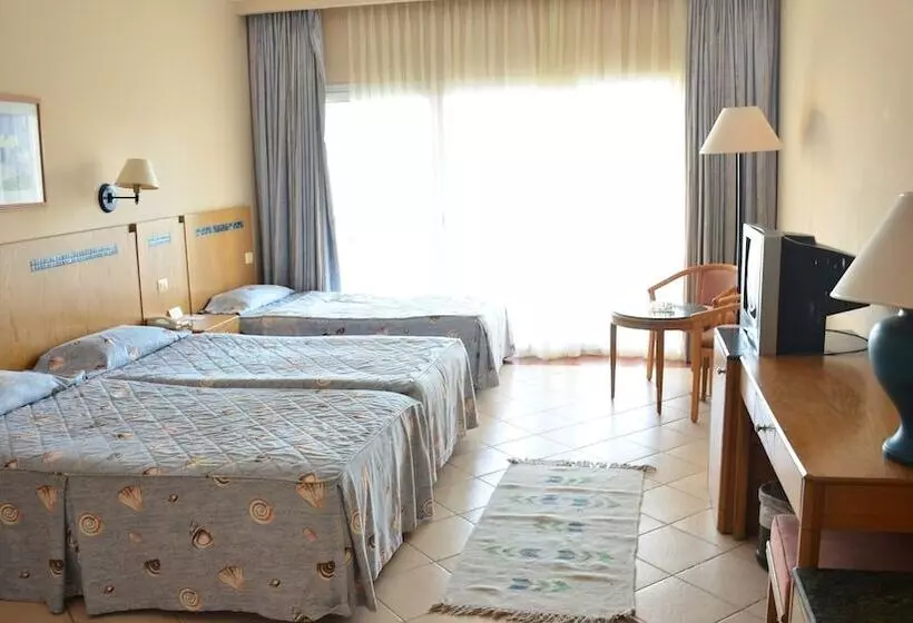 اتاق استاندارد, Ivy Cyrene Island Aqua Park Resort