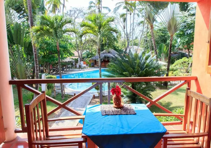 استودیوی استاندارد, Residencia Del Paseo