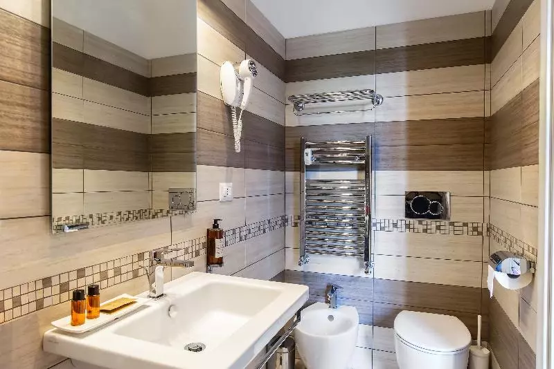 Economy Studio, Residencia Del Paseo