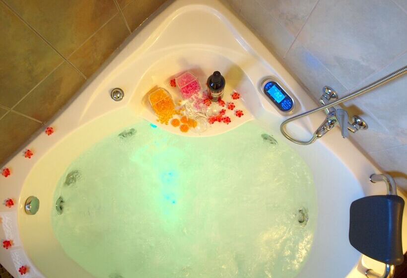 Люкс с гидромассажем, Smaragdi