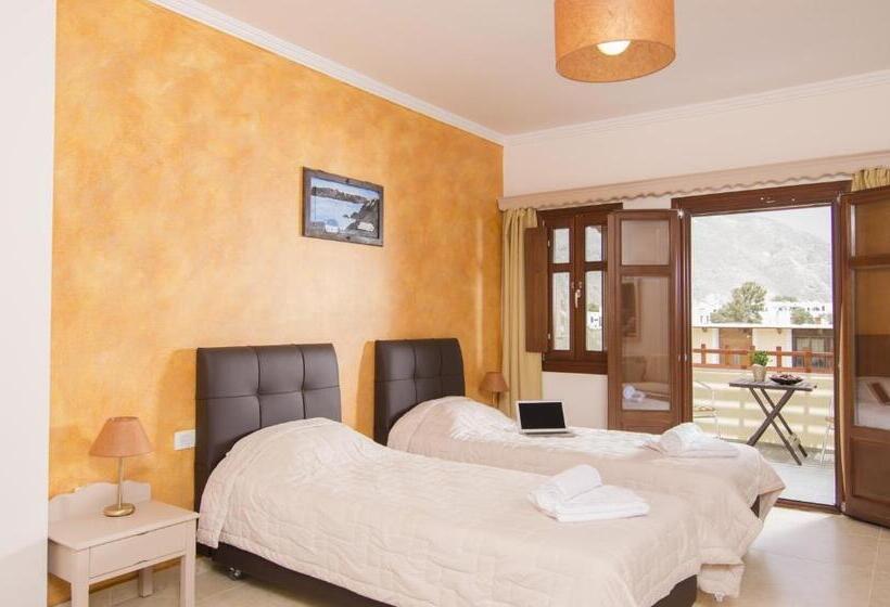 Номер Deluxe, Smaragdi