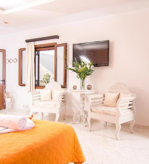 Люкс Мастер, Smaragdi