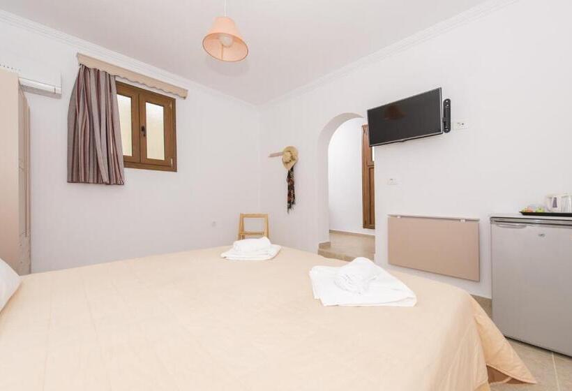 Номер Economy, Smaragdi