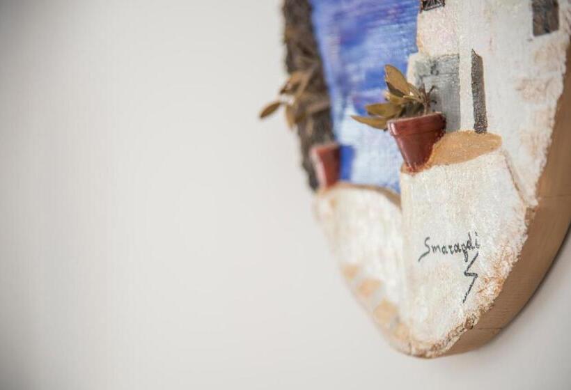 Номер Стандарт, Smaragdi