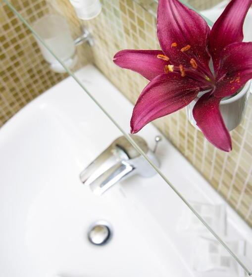 Люкс Superior, Smaragdi