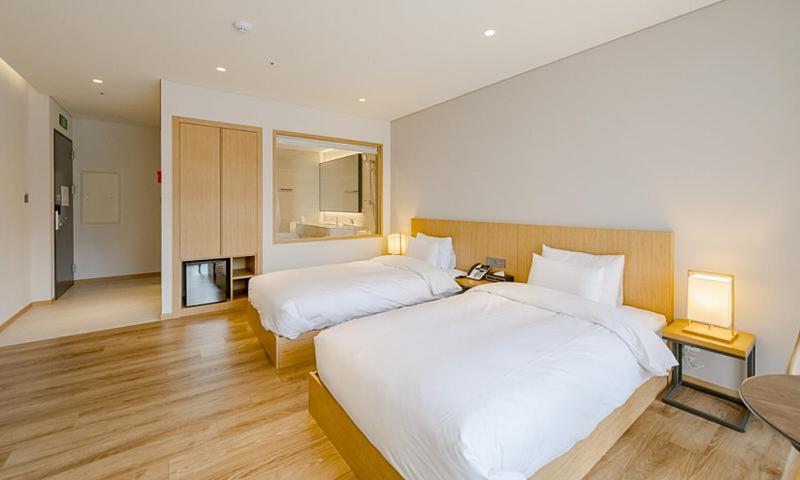 اتاق استاندارد با چشم‌انداز باغ, Gapyeong Hotel Suiteian