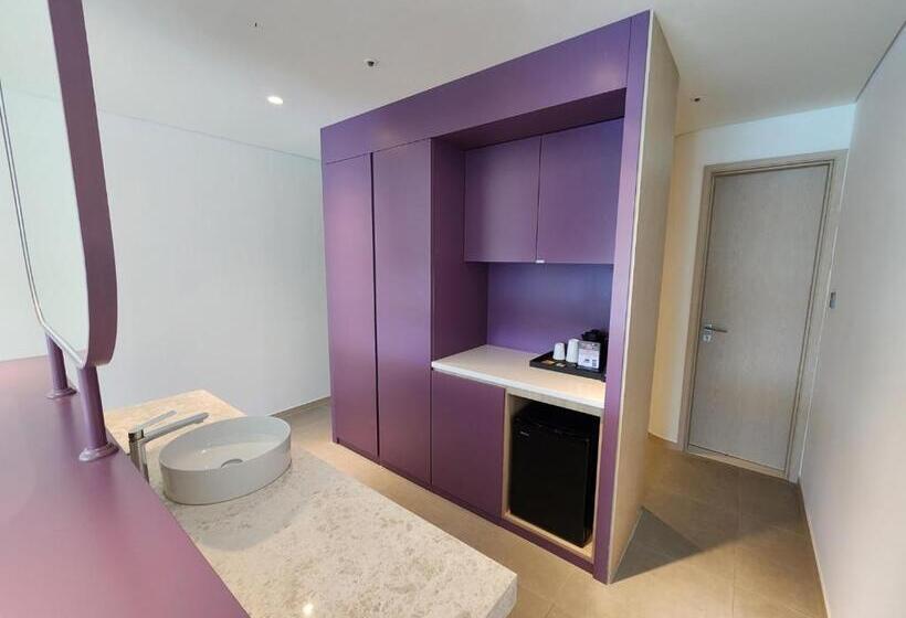 스탠다드 룸 킹사이즈 침대, Gapyeong Hotel Suiteian