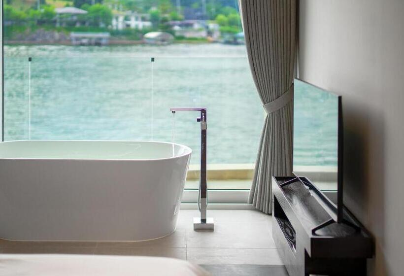 스탠다드 룸 킹사이즈 침대, Gapyeong Hotel Suiteian