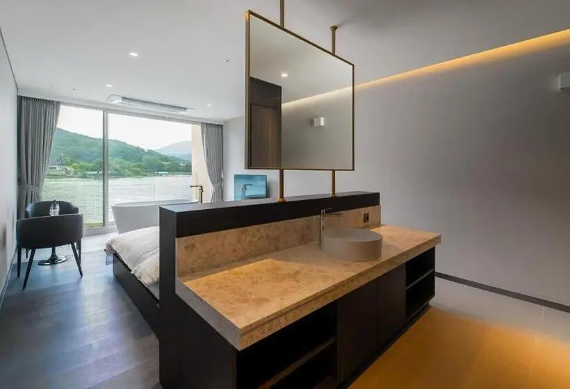اتاق استاندارد با تخت بزرگ, Gapyeong Hotel Suiteian