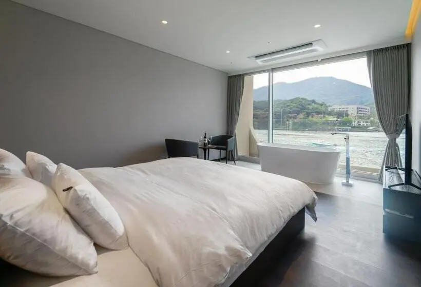 اتاق استاندارد با تخت بزرگ, Gapyeong Hotel Suiteian