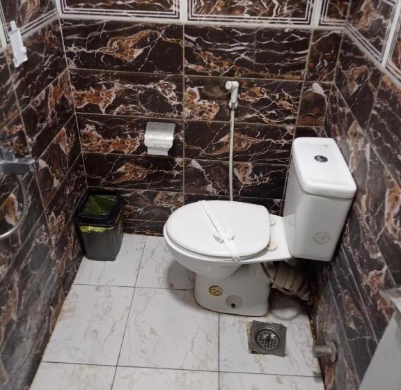 اتاق لوکس یک تخته, New Hostgram