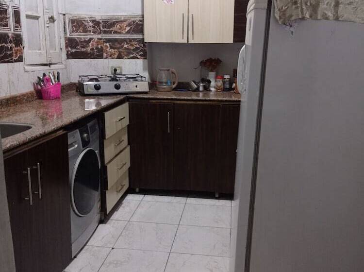 اتاق لوکس سه تخته, New Hostgram