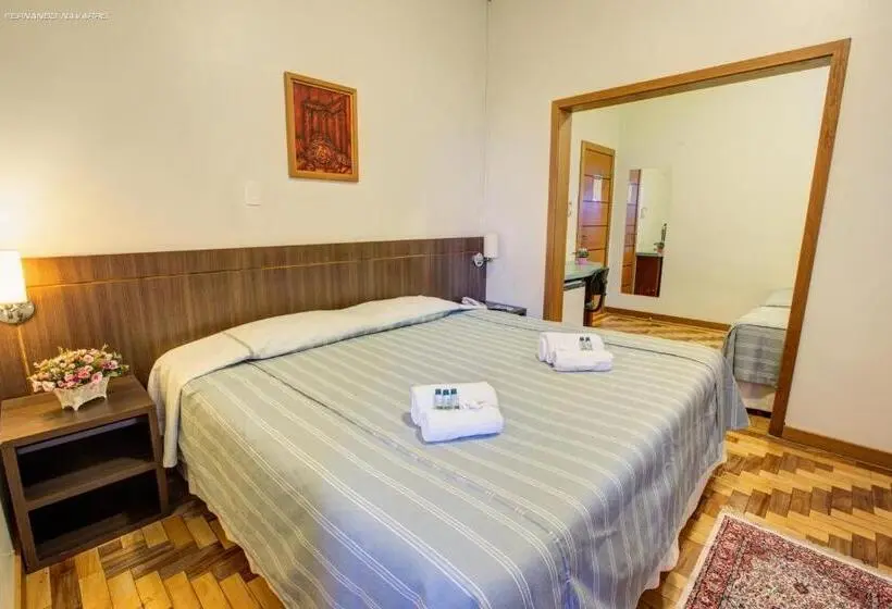 اتاق استاندارد چهار تخته, Almasty Hotel Próximo A Arena Condá E Centro De Eventos