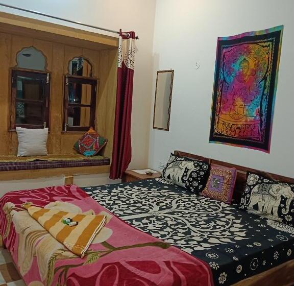 Номер Стандарт, Pushkar Golden Haveli