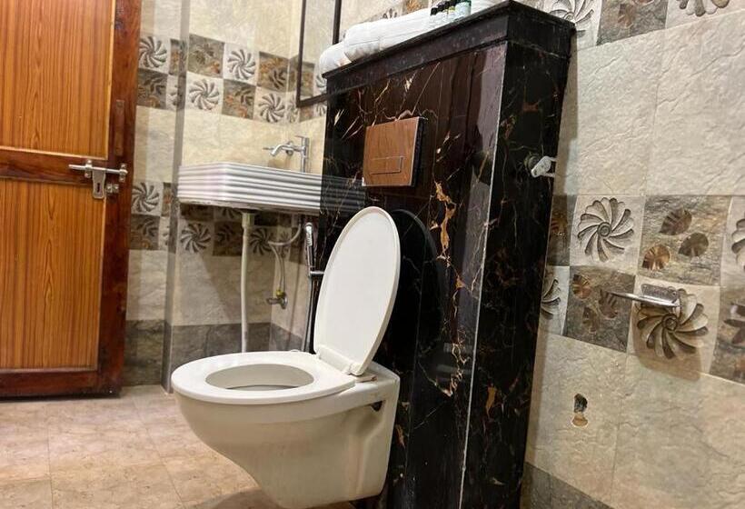 Номер Стандарт Вид на Горы, Pushkar Golden Haveli