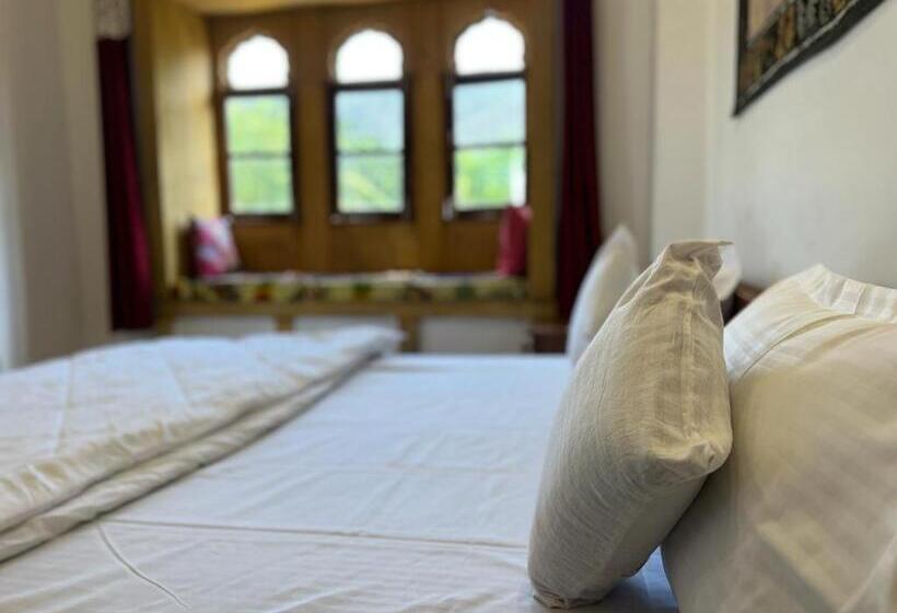 Номер Стандарт Вид на Горы, Pushkar Golden Haveli