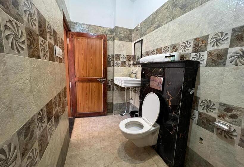 Номер Стандарт Вид на Горы, Pushkar Golden Haveli