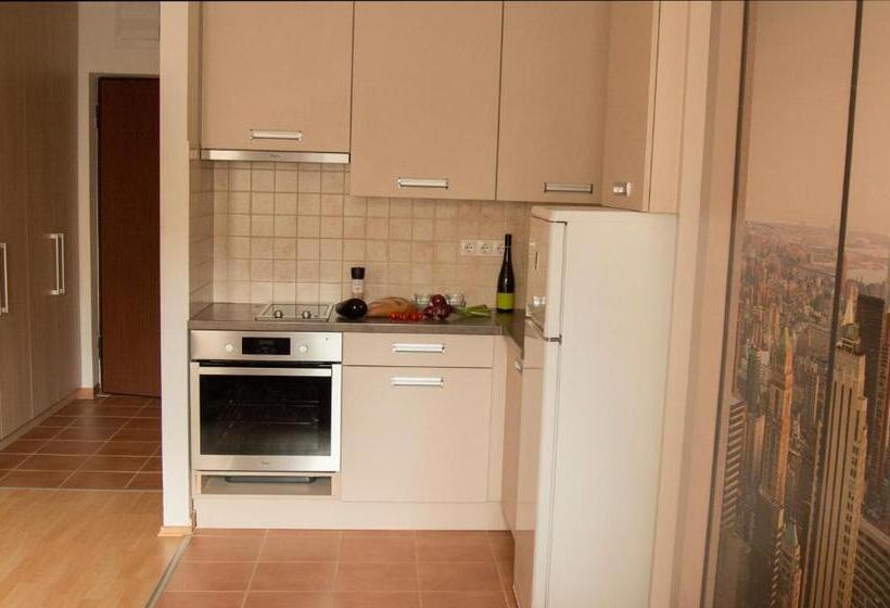 Huoneisto 1 Makuuhuone, Keleti Apart