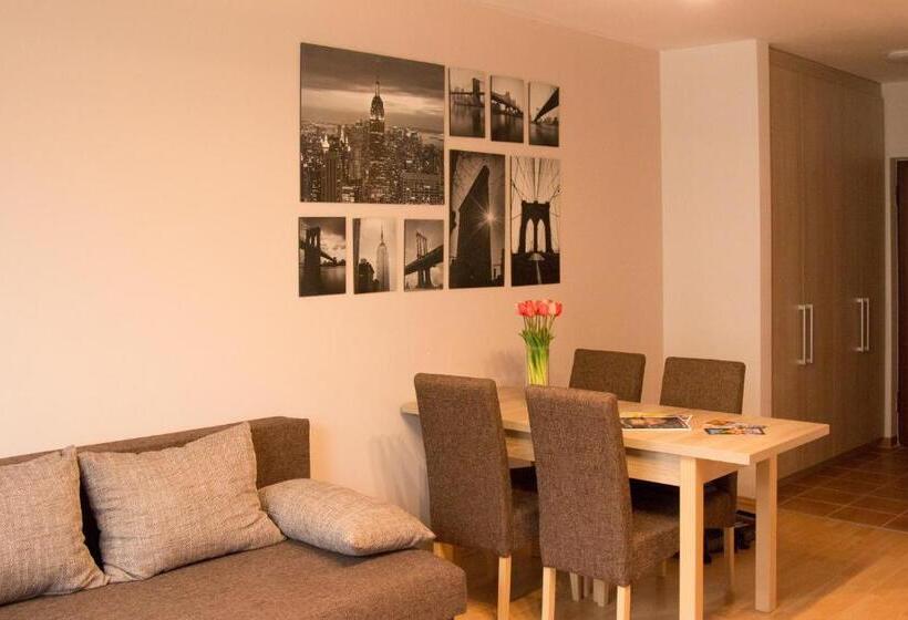 Huoneisto 1 Makuuhuone, Keleti Apart