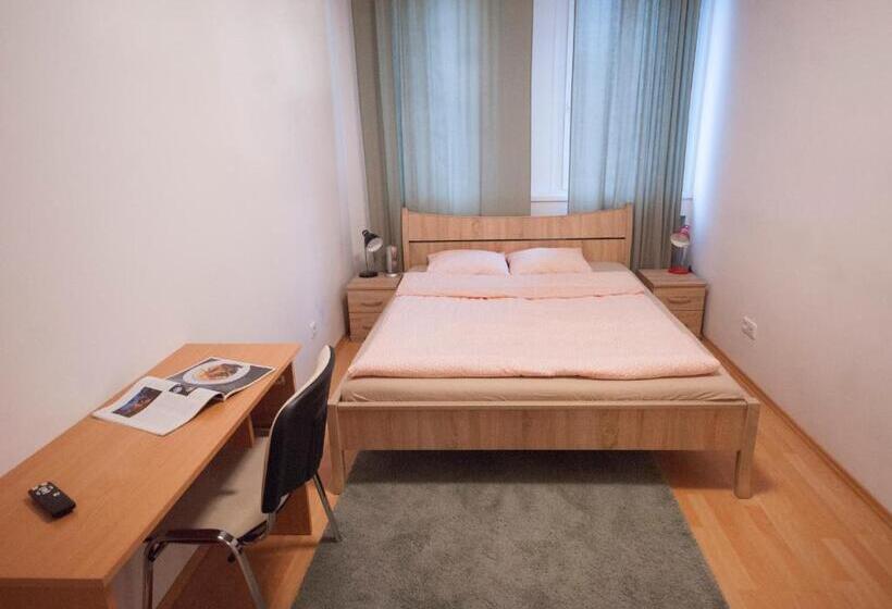 Huoneisto 1 Makuuhuone, Keleti Apart