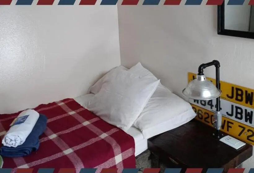 اتاق استاندارد یک تخته با سرویس بهداشتی مشترک, Casa Jazz