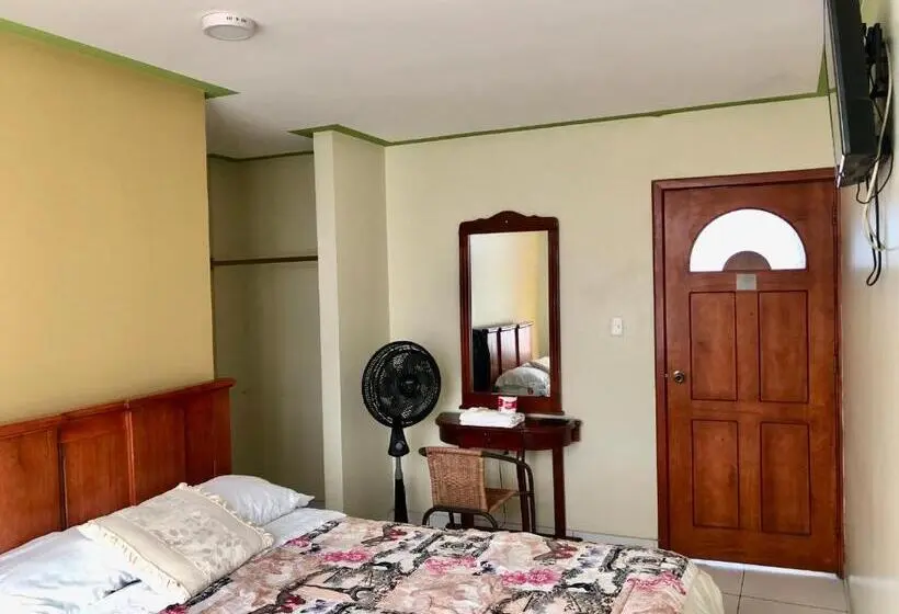 اتاق لوکس یک تخته, Cariamanga