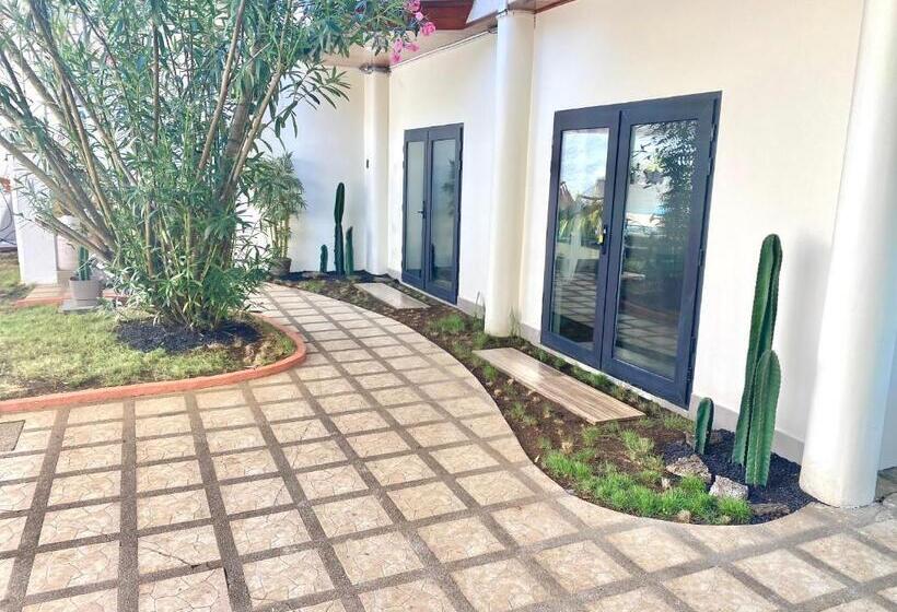 סוויטת ג'וניור משפחתית, Las Ninfas