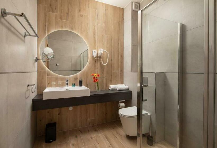 اتاق استاندارد, Sziget