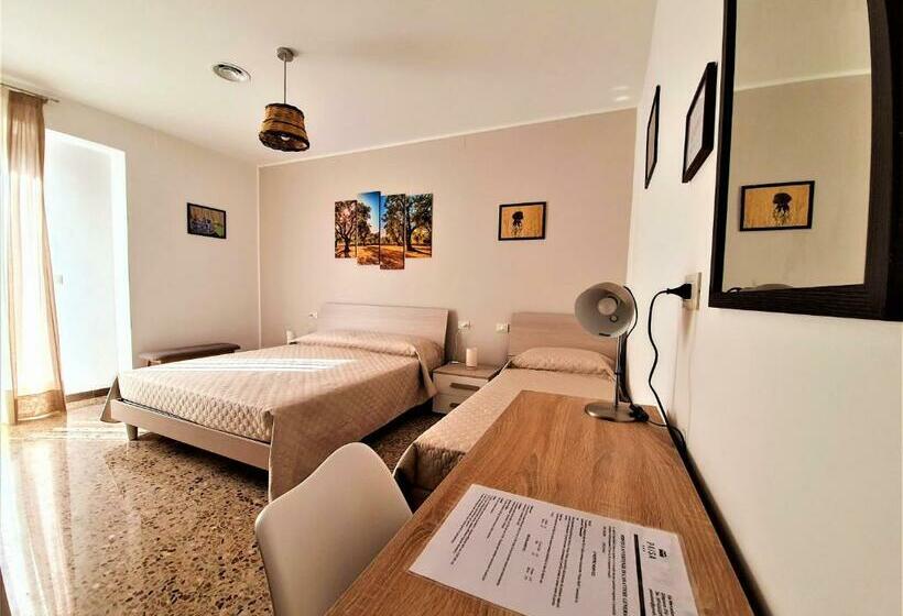 Pokój Standard Trzyosobowy, Paisà B&b