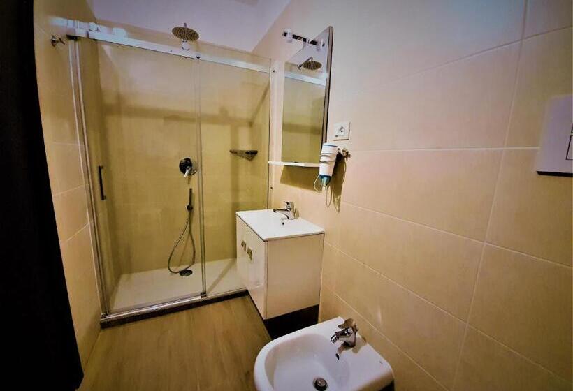 Pokój Standard Trzyosobowy, Paisà B&b